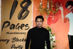 18-pages-Movie-success-party-Photos-4