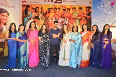 Aadavaallu-Meeku-Joharlu-Pressmeet-Photos-16