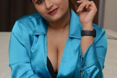 Actress-Khushboo-Tiwari-Spicy-Photos-27