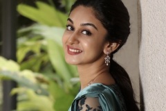 Aishwarya-Arjun-new-photos-10