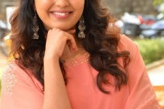 Amritha-Aiyer-new-photos-4