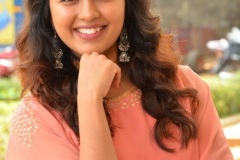 Amritha-Aiyer-new-photos-5