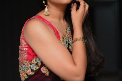 Anchor-Shyamala-New-Stills-12