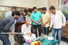 Appudu-Ippudu-Movie-Song-Launch-By-K.-Viswanath-1