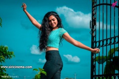 Big-Boss-fame-Divi-Vadthya-Photos-7