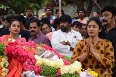 Celebrities-pay-homage-to-Venu-Madhav-25