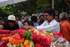 Celebrities-pay-homage-to-Venu-Madhav-58