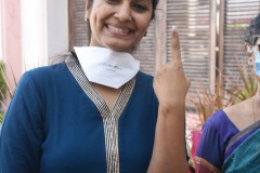 Celebs.-Voteing-GHMC-Elections-15