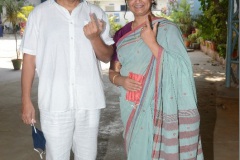 Celebs.-Voteing-GHMC-Elections-9