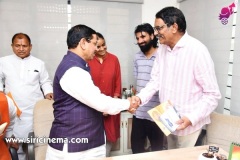 Central-Minister-Prahlad-Joshi-Met-Ashwinidatt-10