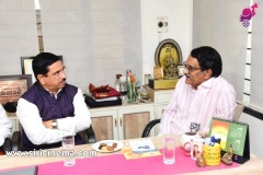 Central-Minister-Prahlad-Joshi-Met-Ashwinidatt-14