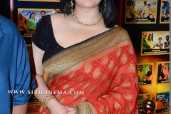 Charmy-Kaur-New-Photos-19