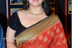 Charmy-Kaur-New-Photos-8