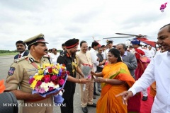 CM-K-Chandrasekhar-Rao-recevi-g-newly-appointed-Governor-Tamilisai-Soundararajan-23