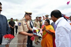 CM-K-Chandrasekhar-Rao-recevi-g-newly-appointed-Governor-Tamilisai-Soundararajan-26