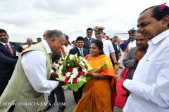 CM-K-Chandrasekhar-Rao-recevi-g-newly-appointed-Governor-Tamilisai-Soundararajan-29