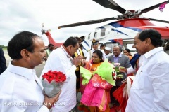 CM-K-Chandrasekhar-Rao-recevi-g-newly-appointed-Governor-Tamilisai-Soundararajan-6