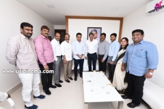 Cricketer-Kapil-Dev-Meets-IT-Minister-KTR-1