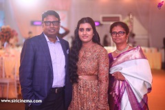 Director-Gunasekhars-Daughter-Neelima-Guna-Ravi-Prakhya-Wedding-Reception-Photos-11