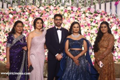 Director-Gunasekhars-Daughter-Neelima-Guna-Ravi-Prakhya-Wedding-Reception-Photos-14