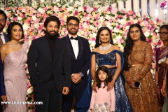 Director-Gunasekhars-Daughter-Neelima-Guna-Ravi-Prakhya-Wedding-Reception-Photos-34