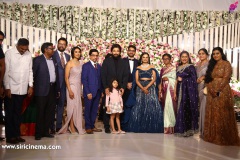 Director-Gunasekhars-Daughter-Neelima-Guna-Ravi-Prakhya-Wedding-Reception-Photos-37