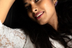 Divi-Vadthya-New-Photos-3