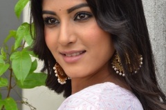 Divya-Rao-new-photos-6