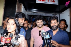 Evaru-Team-Theaters-Visit-in-Hyderabad-1