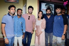 Evaru-Team-Theaters-Visit-in-Hyderabad-8