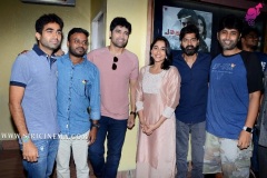 Evaru-Team-Theaters-Visit-in-Hyderabad-9