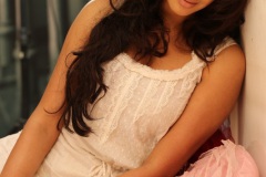 Gayathiri-Iyer-New-Photos-22