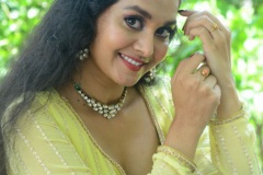 Gnana-Priya-New-Stills-12