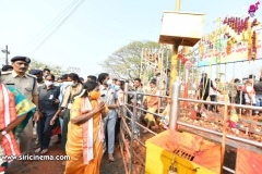 Governor-Dr.Tamilisai-Soundararajan-Sammakka-Saralamma-7