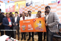 Happi-Mobiles-60TH-Store-Launch-By-Ram-Charan-14