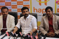 Happi-Mobiles-60TH-Store-Launch-By-Ram-Charan-22