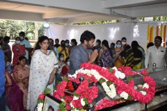 Kaikala-Satyanarayana-garu-last-rites-photos-11