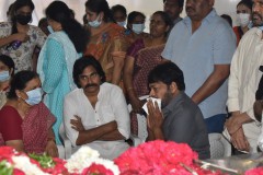 Kaikala-Satyanarayana-garu-last-rites-photos-25