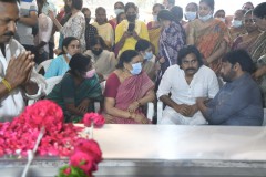 Kaikala-Satyanarayana-garu-last-rites-photos-38