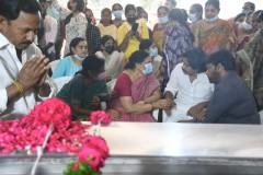 Kaikala-Satyanarayana-garu-last-rites-photos-40