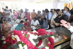 Kaikala-Satyanarayana-garu-last-rites-photos-46