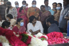 Kaikala-Satyanarayana-garu-last-rites-photos-48