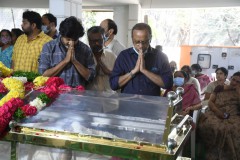 Kaikala-Satyanarayana-garu-last-rites-photos-64