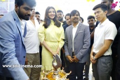 Kajal-Launches-Happi-Mobiles-Store-at-Vizag-5