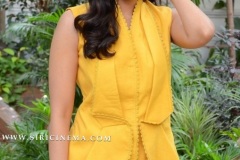 Kalyani-Priyadarshan-New-Photos-12