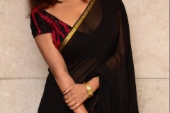 Karunya-new-pics-4