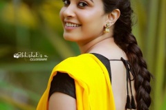 Kavya-Shetty-New-Photos4