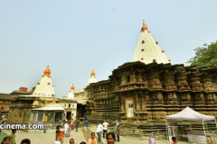 KCR-and-his-family-Kolhapur-on-Shri-Ambabai-Mahalakshmi-Amma-Tempul-1