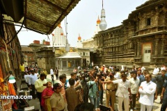 KCR-and-his-family-Kolhapur-on-Shri-Ambabai-Mahalakshmi-Amma-Tempul-26