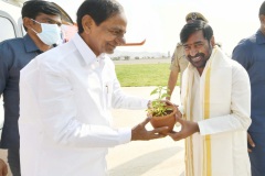 KCR-inaugurates-revamped-Yadadri-temple-Photos-55